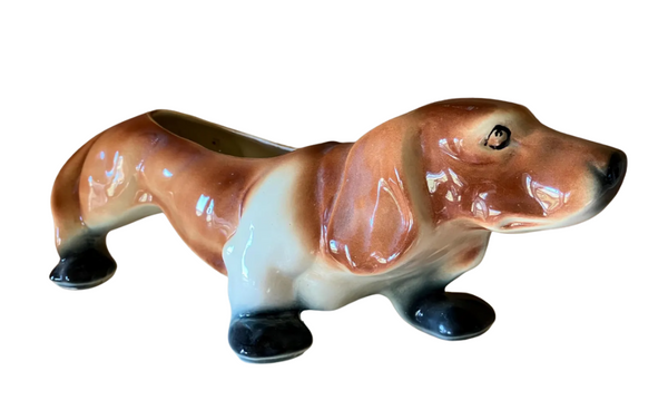 Vintage Bassett Hound Dog Ceramic Planter *LOCAL PICK UP ONLY*
